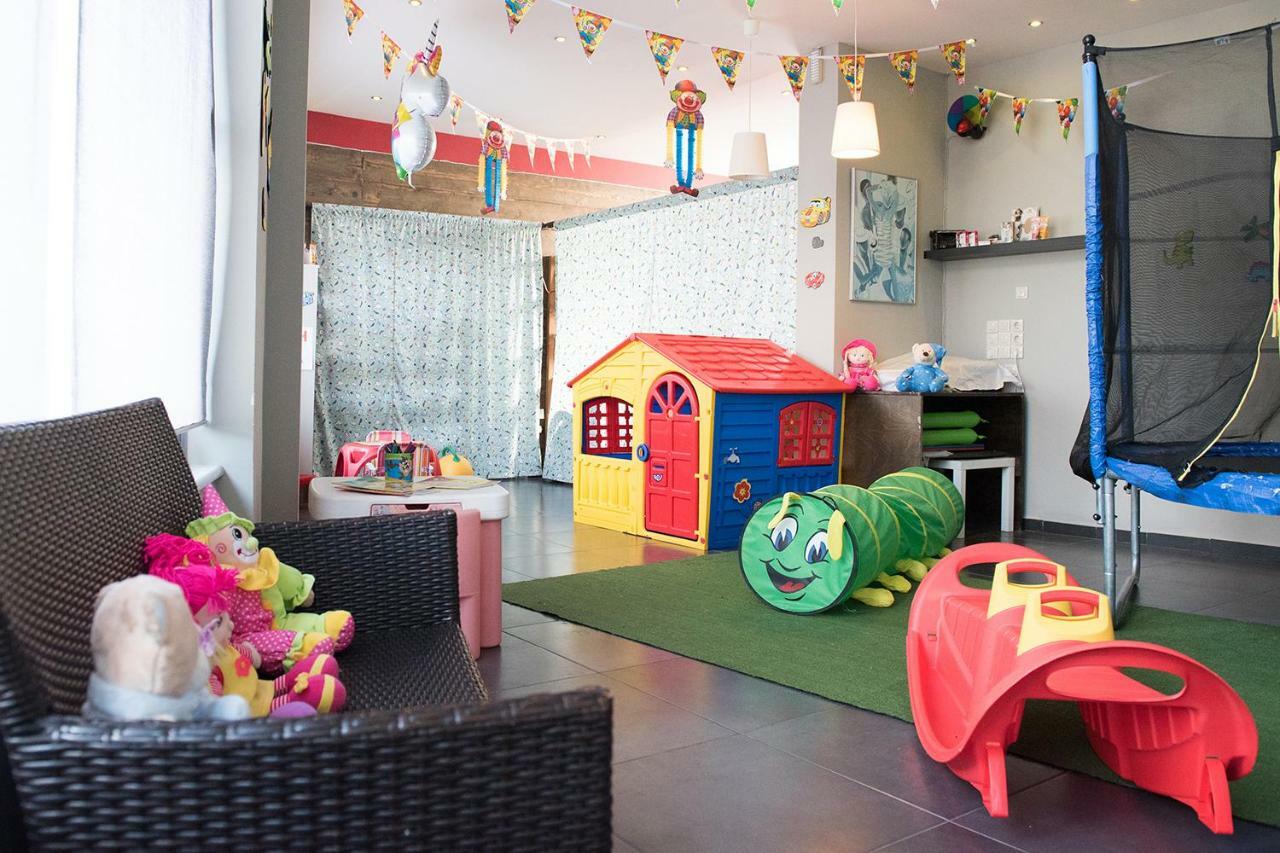 Agrelia Apartment Bagian luar foto