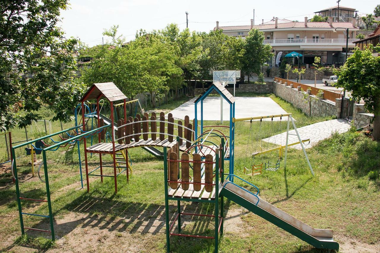 Agrelia Apartment Bagian luar foto